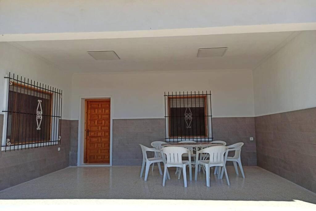Villa Rustica Privada Con Gran Chalet Y Piscina Elche Exterior photo